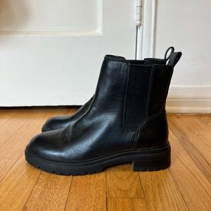 Lucky Brand Bhrett Chelsea Boot Size 8.5 NWOT